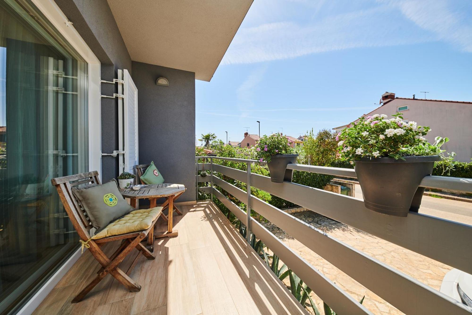Mina'S Shine Apartment Umag Exterior photo